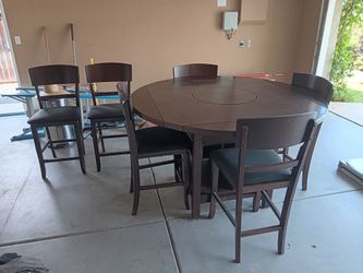 Table and 6 Chairs