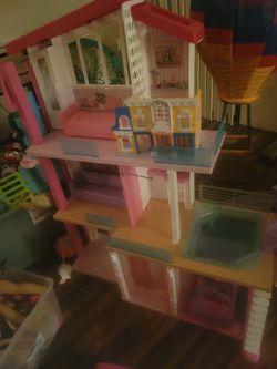 Barbie Dream House