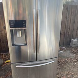 Refrigerator For Sale