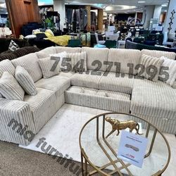 Beige Sectional Cream Sofa Couch Sleeper Pull Out Bed Storage NEW 