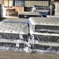 🔥🔥🔥Mattresses Liquidation Sale🔥🔥🔥