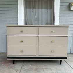 MCM Dresser