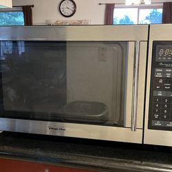 Magic Chef stainless steel counter microwave