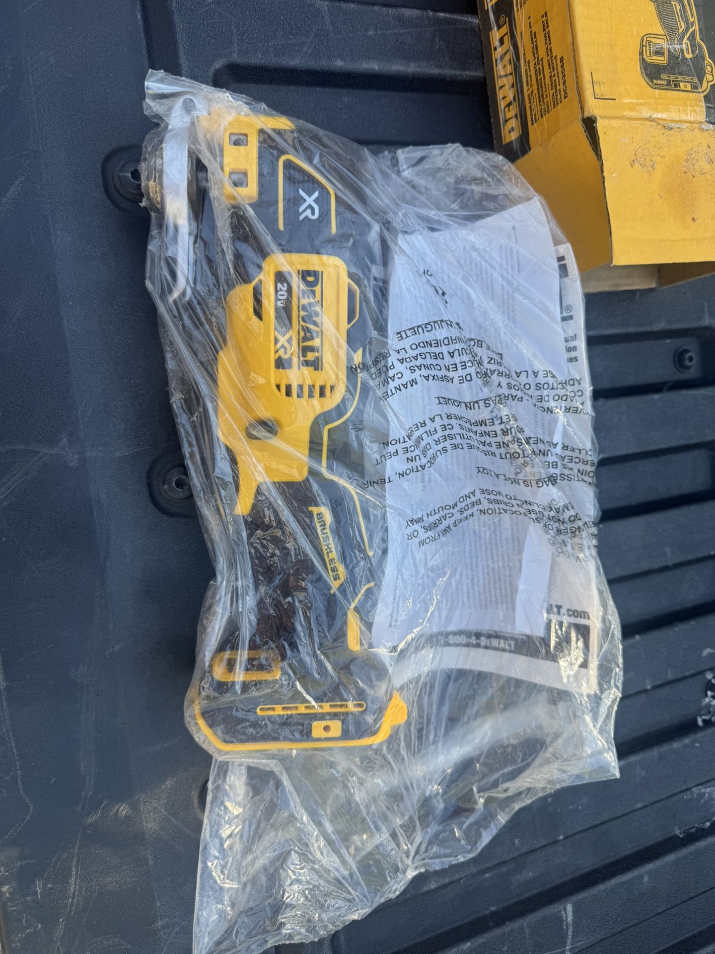 Dewalt Multi Pourpoae tool