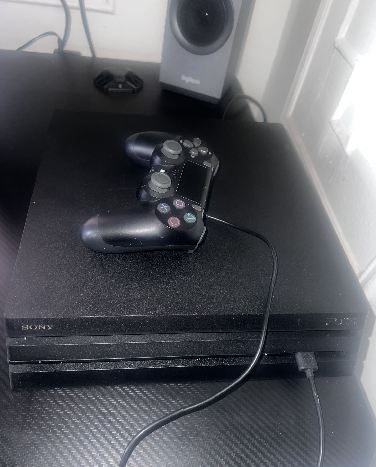 PS4 Pro – 1TB, Jailbreakable FW 6.51, Controller & Cables – Great Condition!