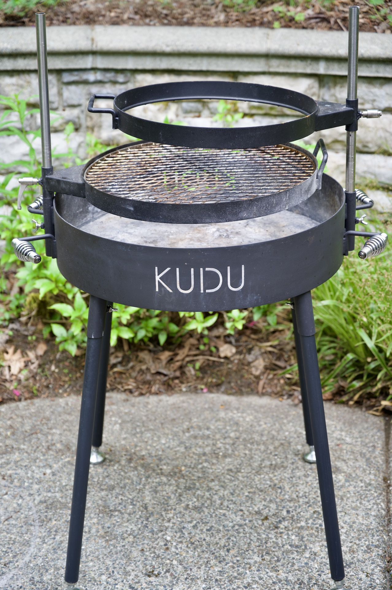 Kudu charcoal grill