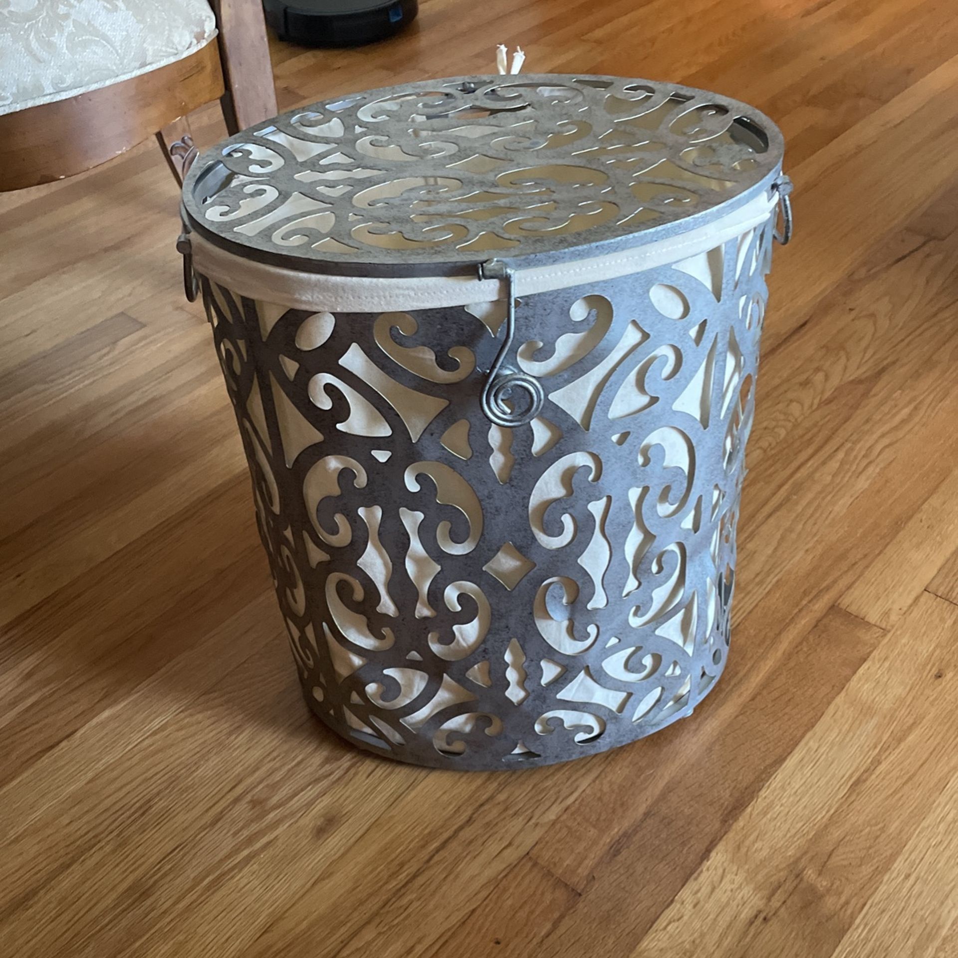 Decorative Silver Aluminum Laundry Hamper