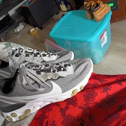 Nike R E A C T Elements 55 SE Safari Pack Wolf Sneakers Man Size Sevens