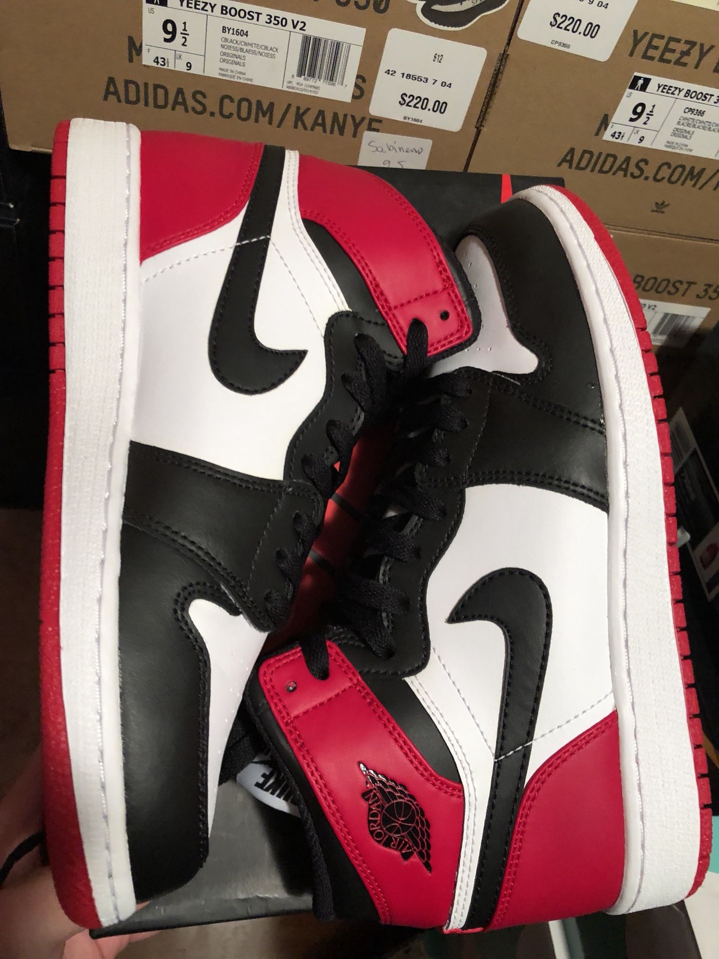 NIKE AIR JORDAN 1 BLACK TOE 1 GS Sz 6Y