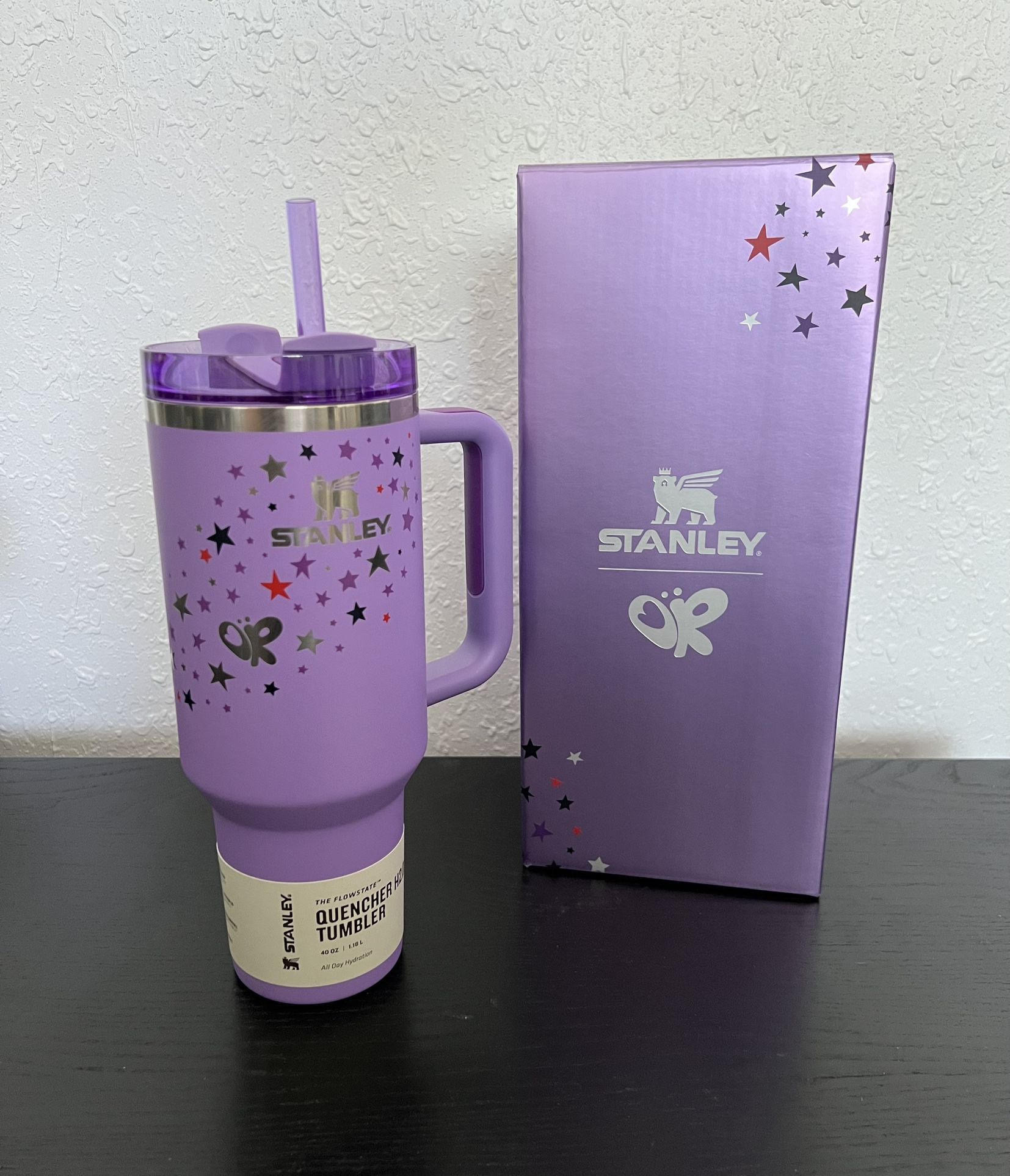 Olivia Rodrigo x Stanley Quencher Flowstate Tumbler (40oz)