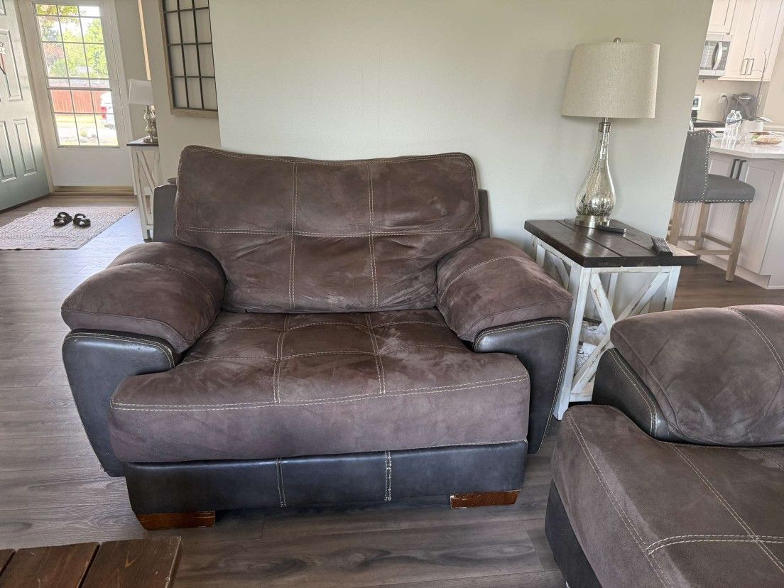 Couch & Chair Set