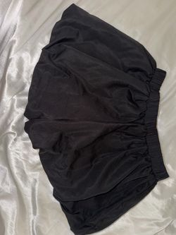 (SHEIN) Black Mini Bubble Shorts