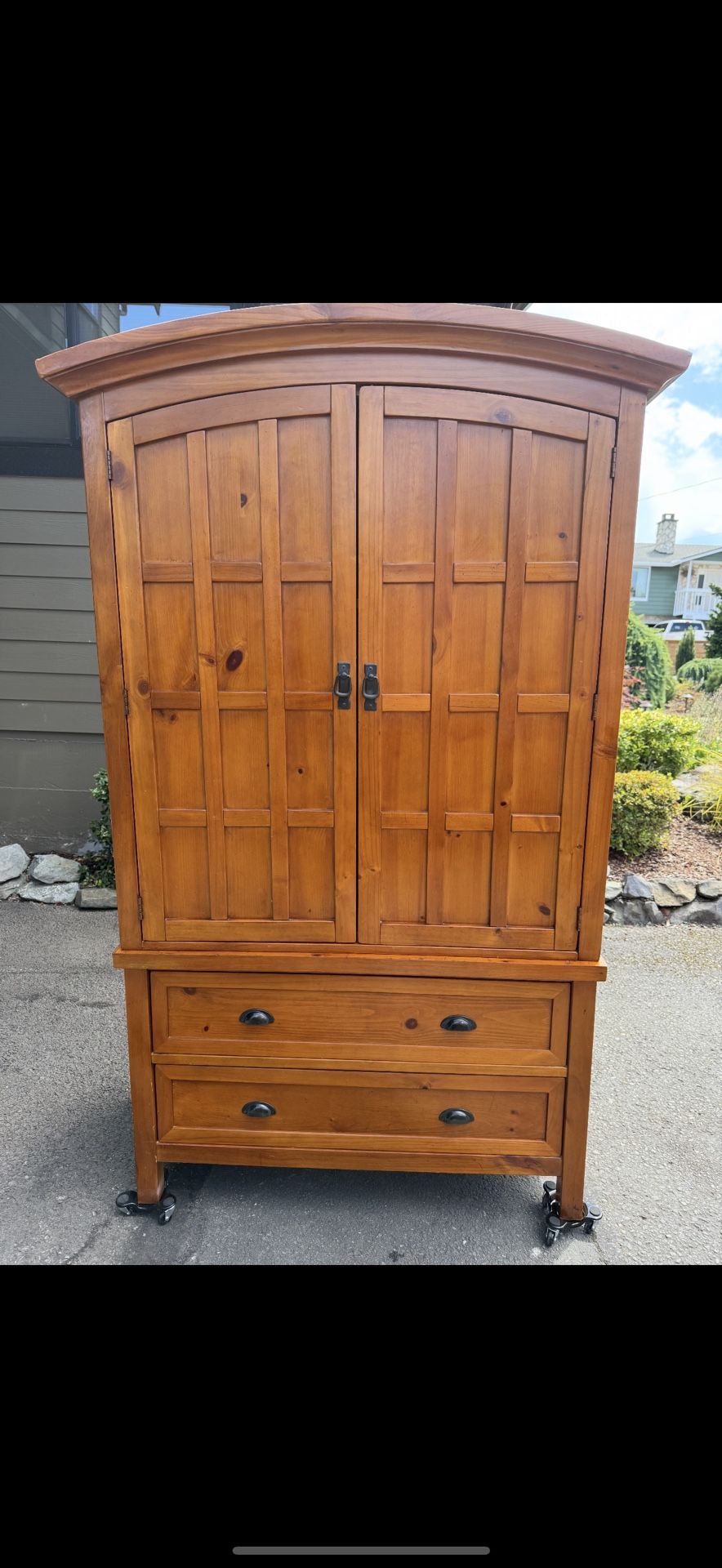 Armoire