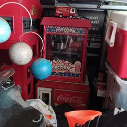 Popcorn Machine 