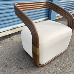 Luxury Curva Lounge Chair by Rove Concepts