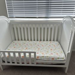 Baby Crib / Toddler Bed/ Convertible With Mattress 