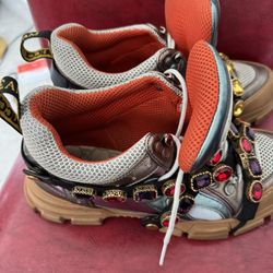 Gucci Flashtrek