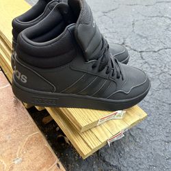 Black Adidas High Top Sneakers 10 1/2