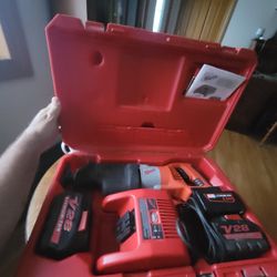 M28 Milwaukee  Saw Saw