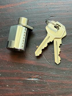 Cylinder Lock Steel Core 7 Pin With 2 Keys Storage Unit Round Locker Self Store