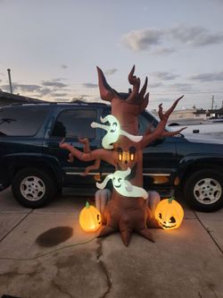 Halloween inflatable