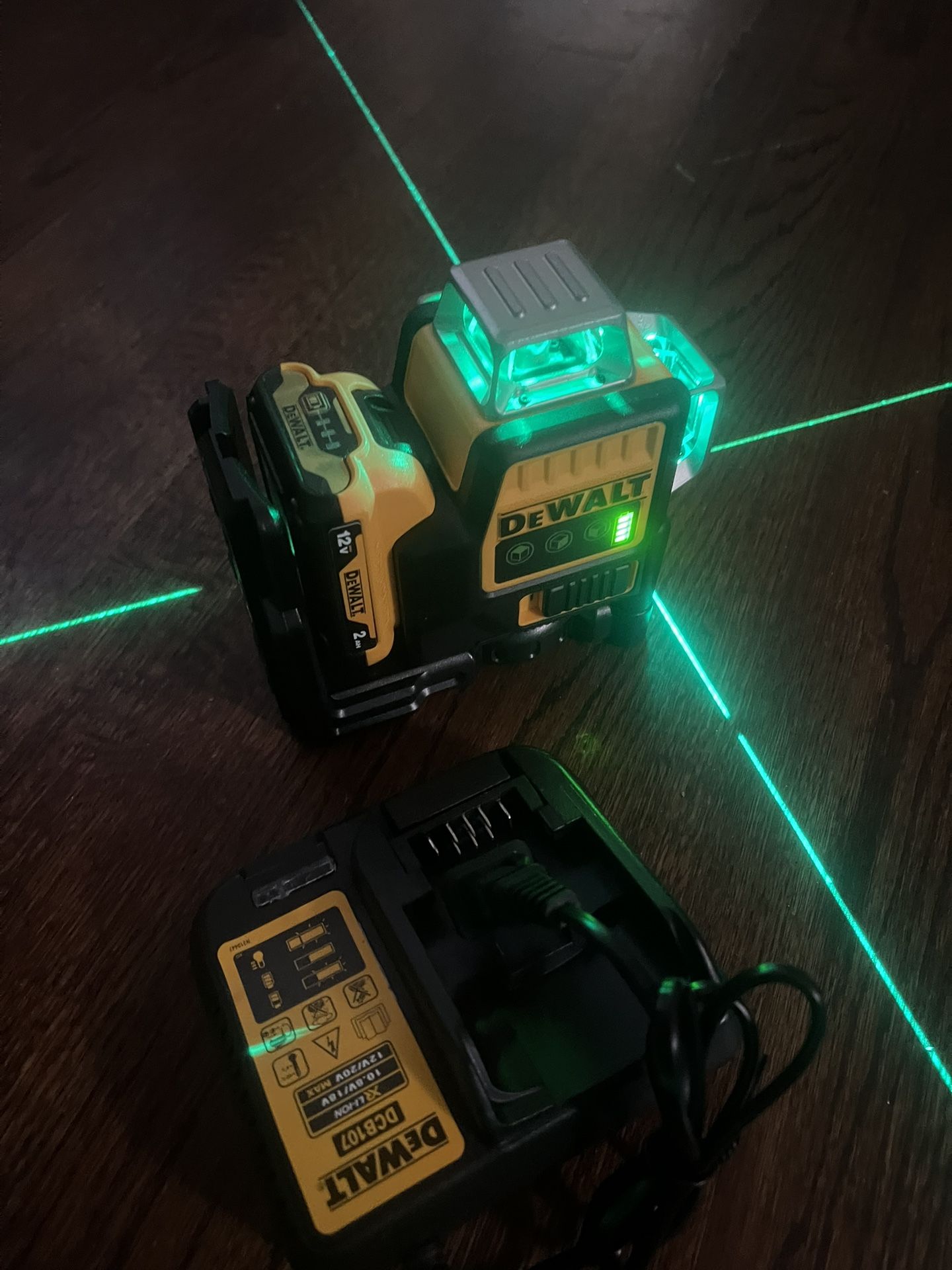 Laser 360 Green Line