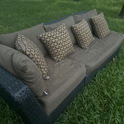 Patio Chase With Cushions And Pillows 