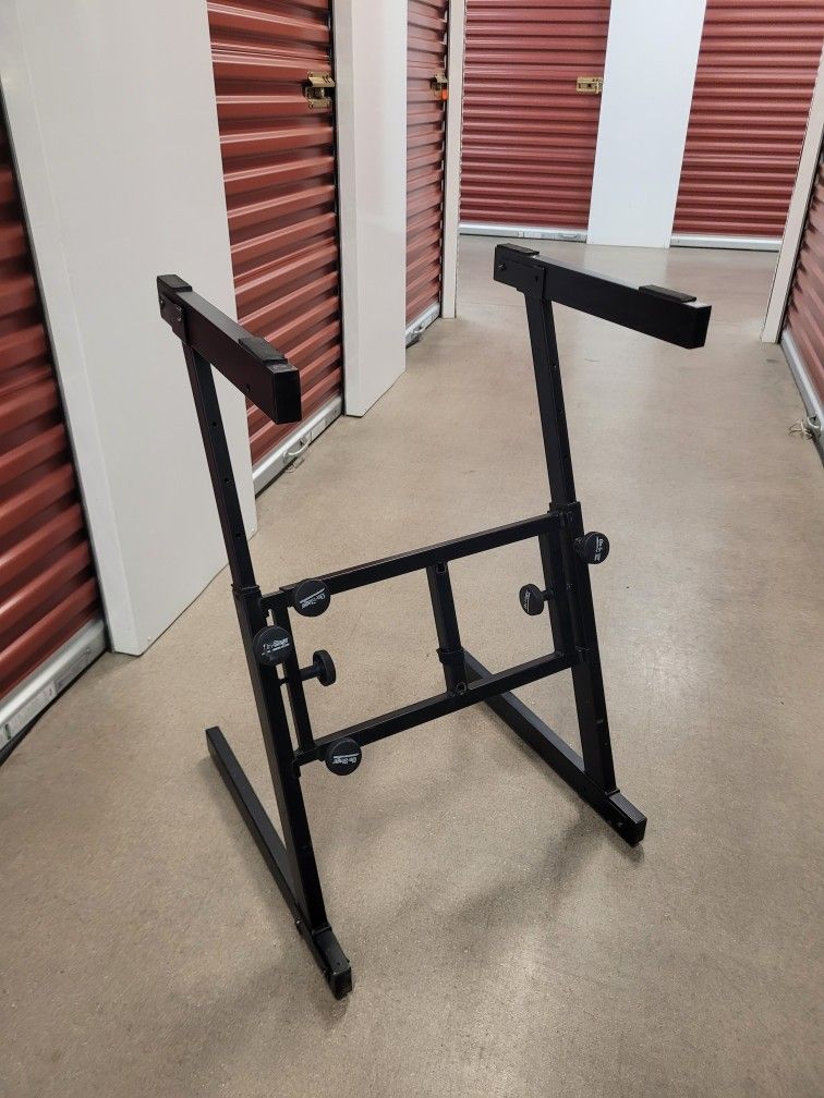 On Stage Z-Stand Keyboard stand