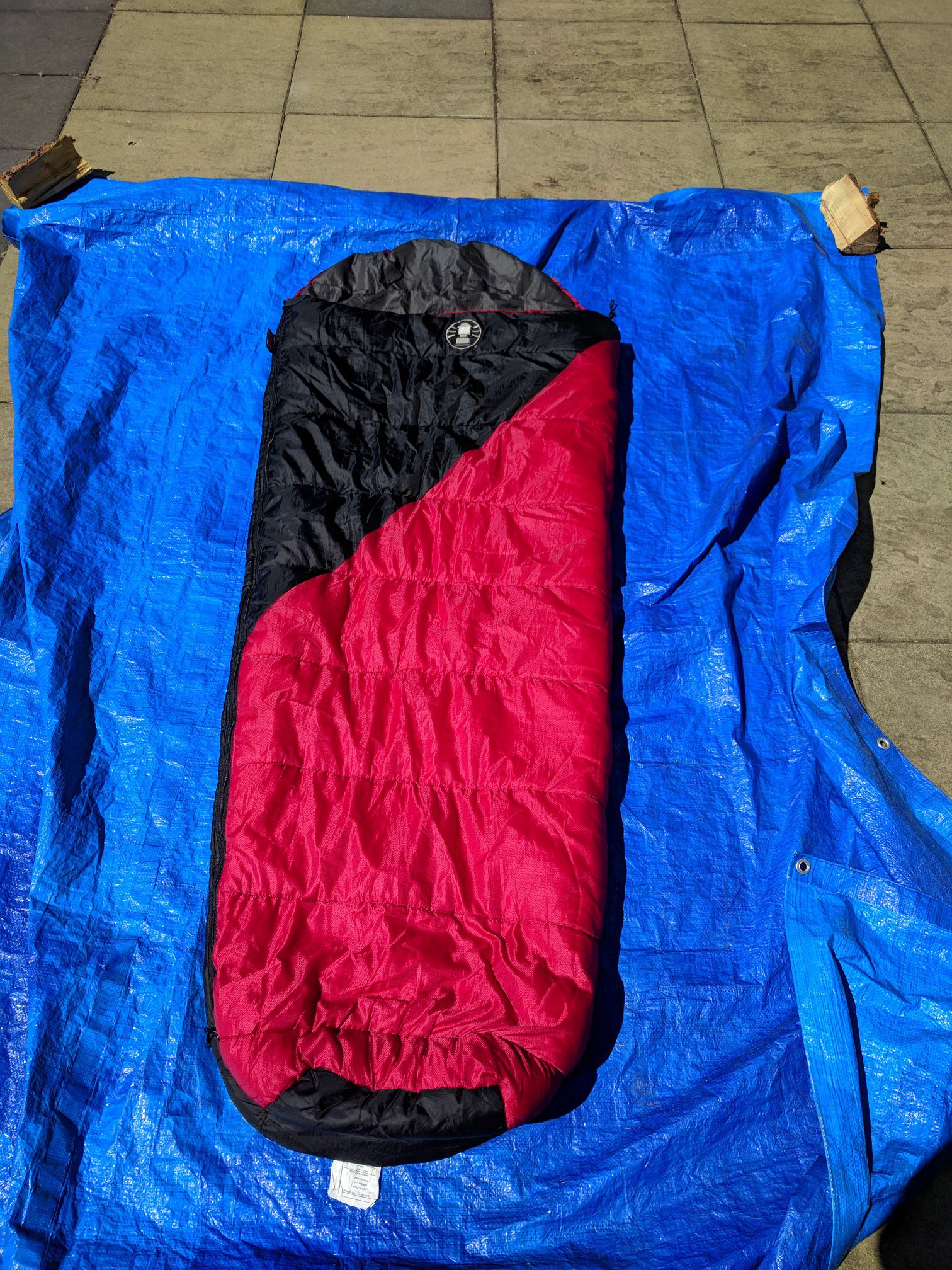 Coleman sleeping bag - mummy bag style, in good condition