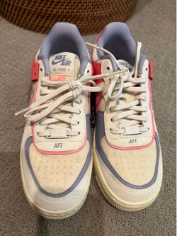 Size 7 women AG1’s Nike shoes