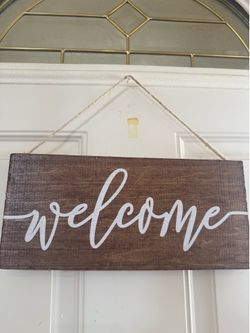 Welcome door sign