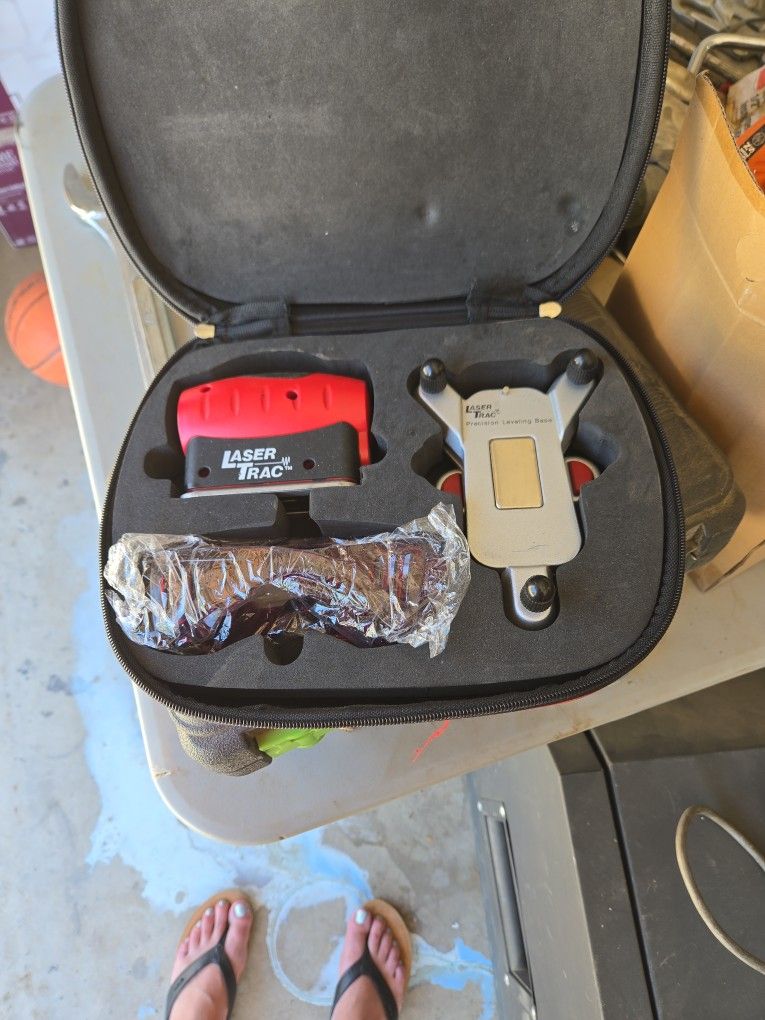 Craftsman 4-in-1 Laser Trac Level