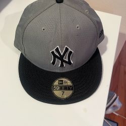 New Era Hat Size 7