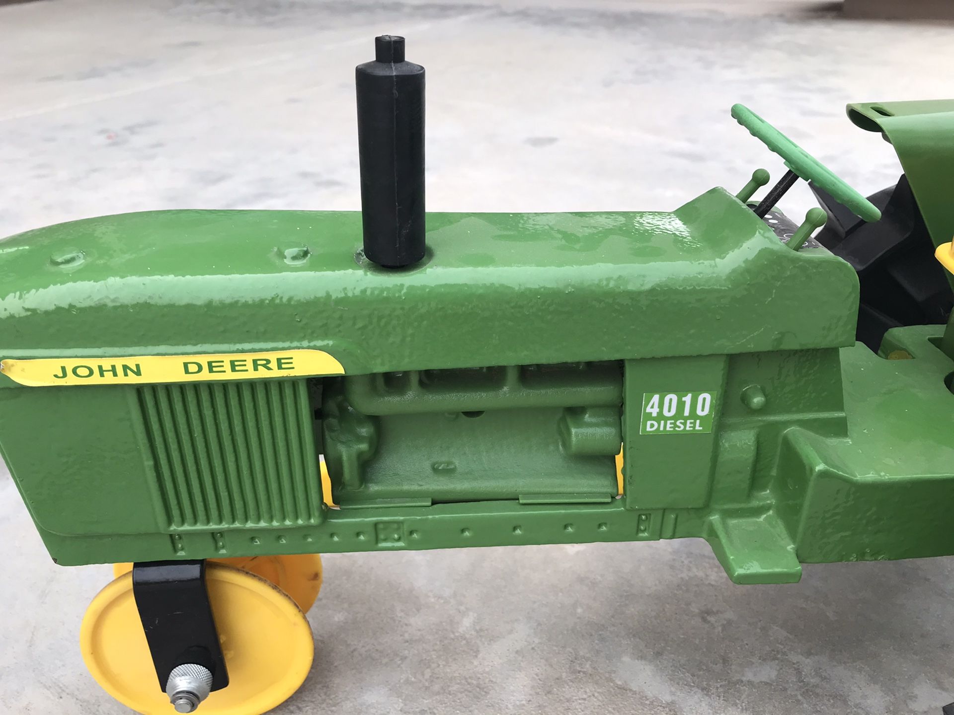 John Deere 4010 cast iron traveling sprinkler