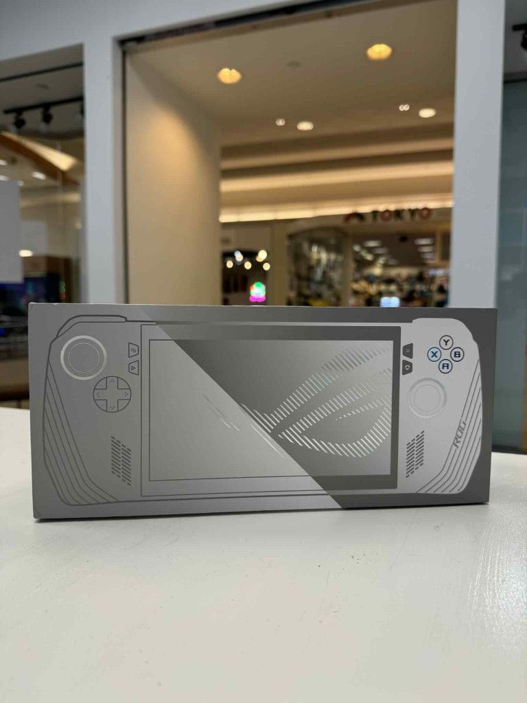 Asus Rog Ally Amd Z1 Extreme Processor Handheld Gaming Console - Pay $5 today and the rest later!!