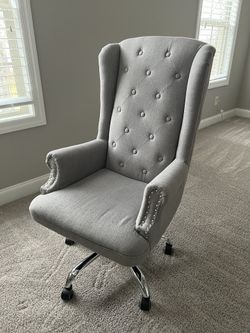 Grey Tufted Office Chair