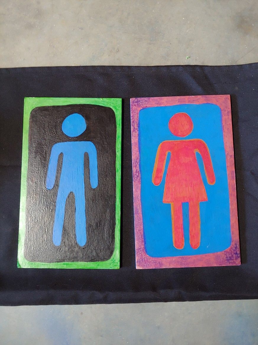 Bright Women's/Men's Bathroom Signs