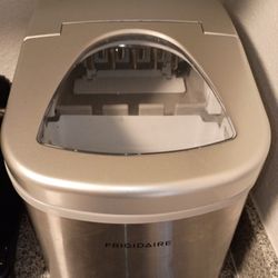 Frigidaire Ice Maker 