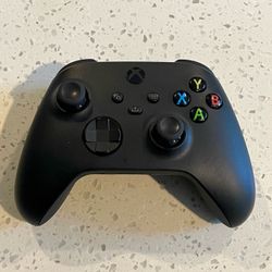 Official Xbox Series X/S Wireless Controller (Carbon Black) - Excellent Condition