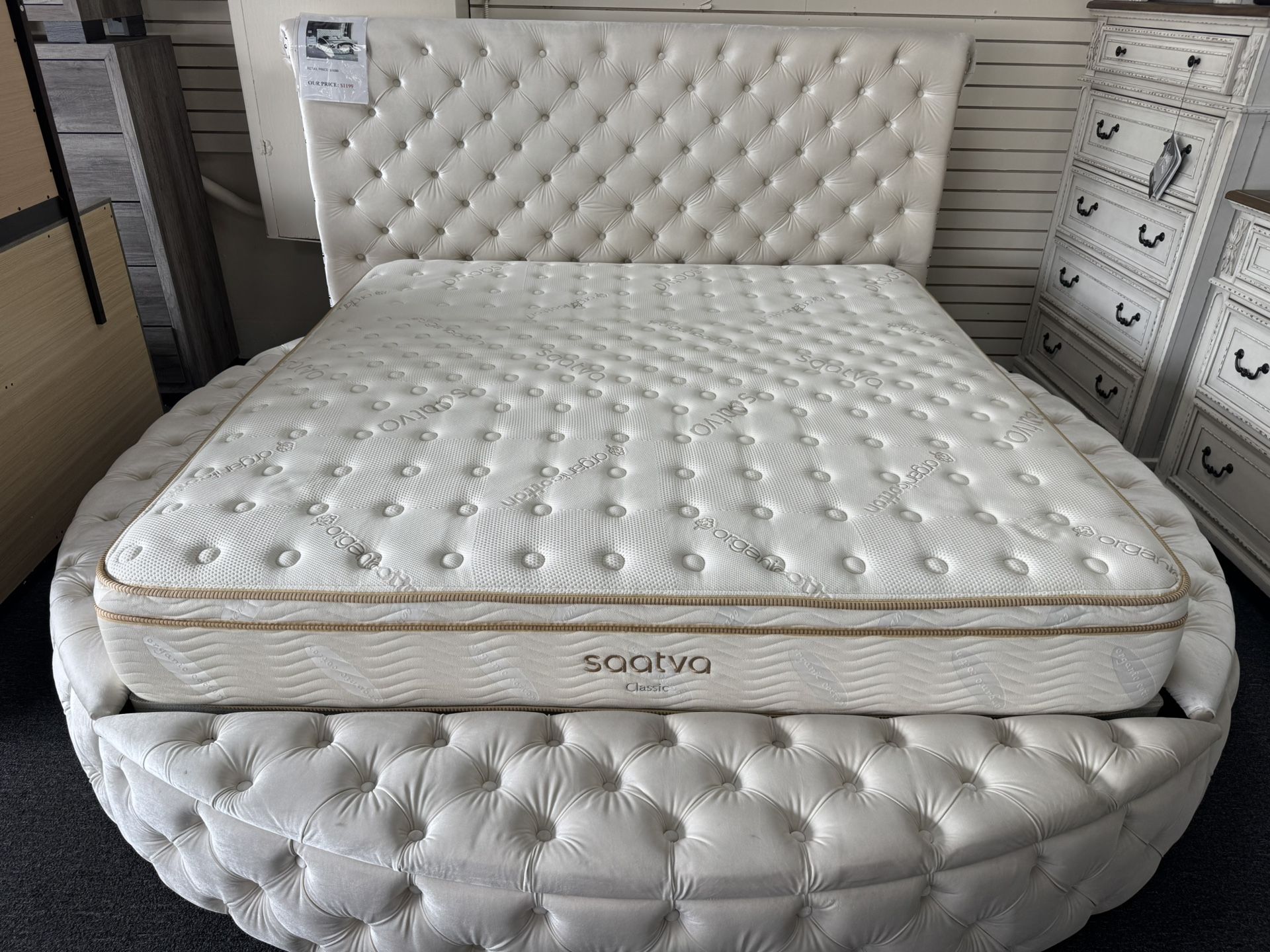 Soatva King Mattress. 🚚WE DELIVER🚚