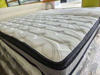 Mattress and box spring king size