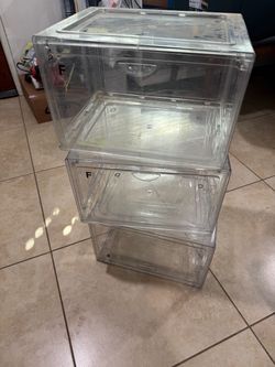 Shoes storage bins