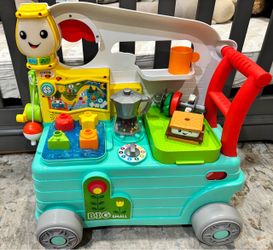 Fisher-Price Laugh & Learn 3-in-1 On The Go Camper