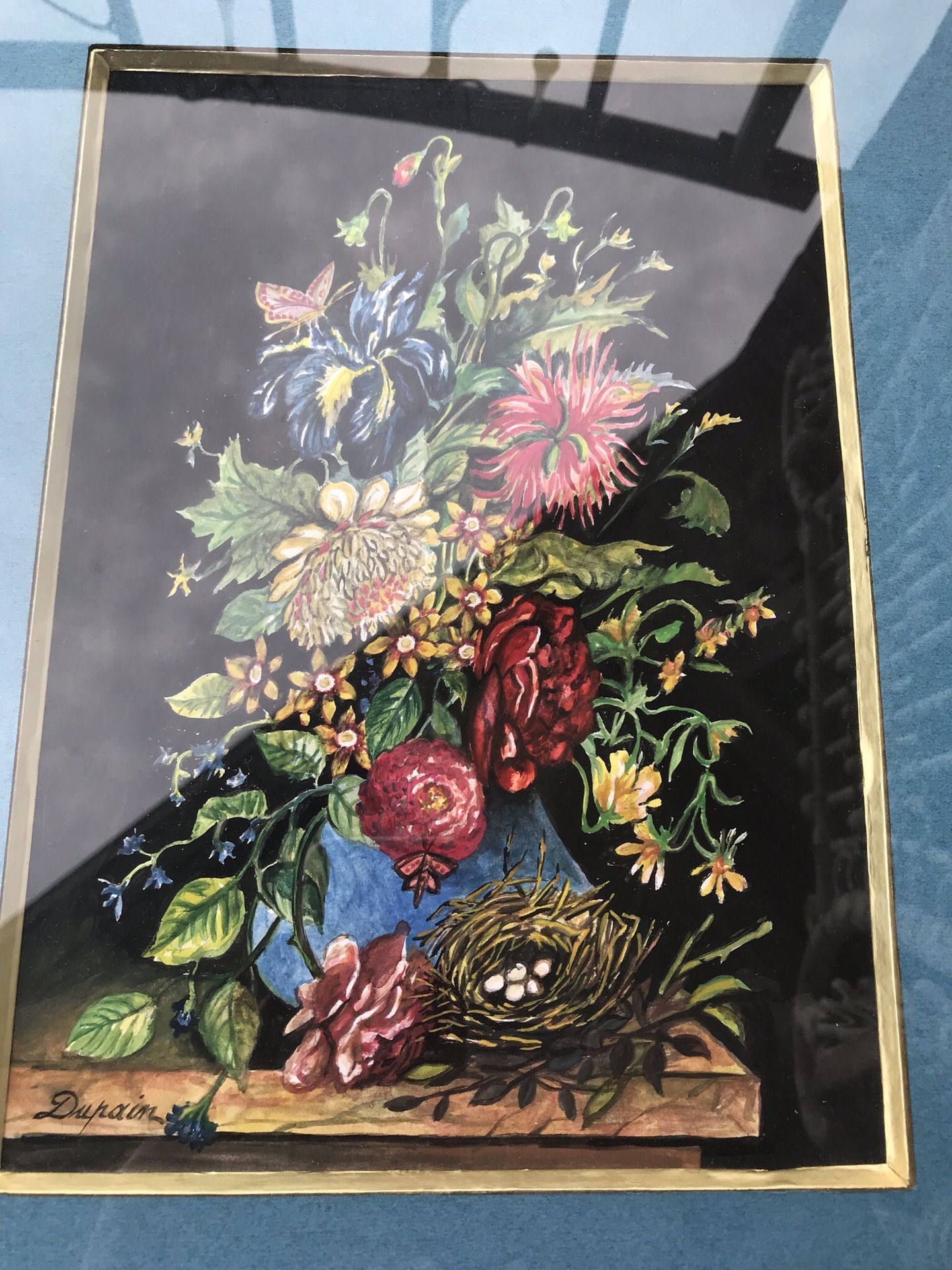 Beautiful hand painting flowers and an egg n’est signed