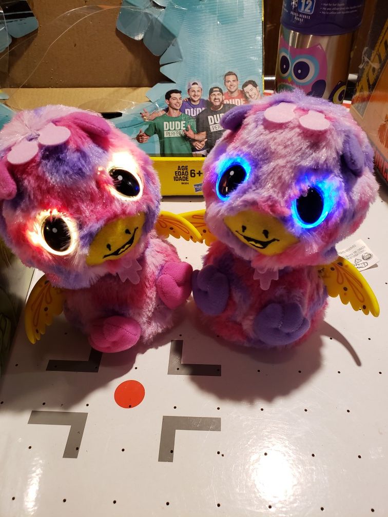 TWIN HATCHAMALS