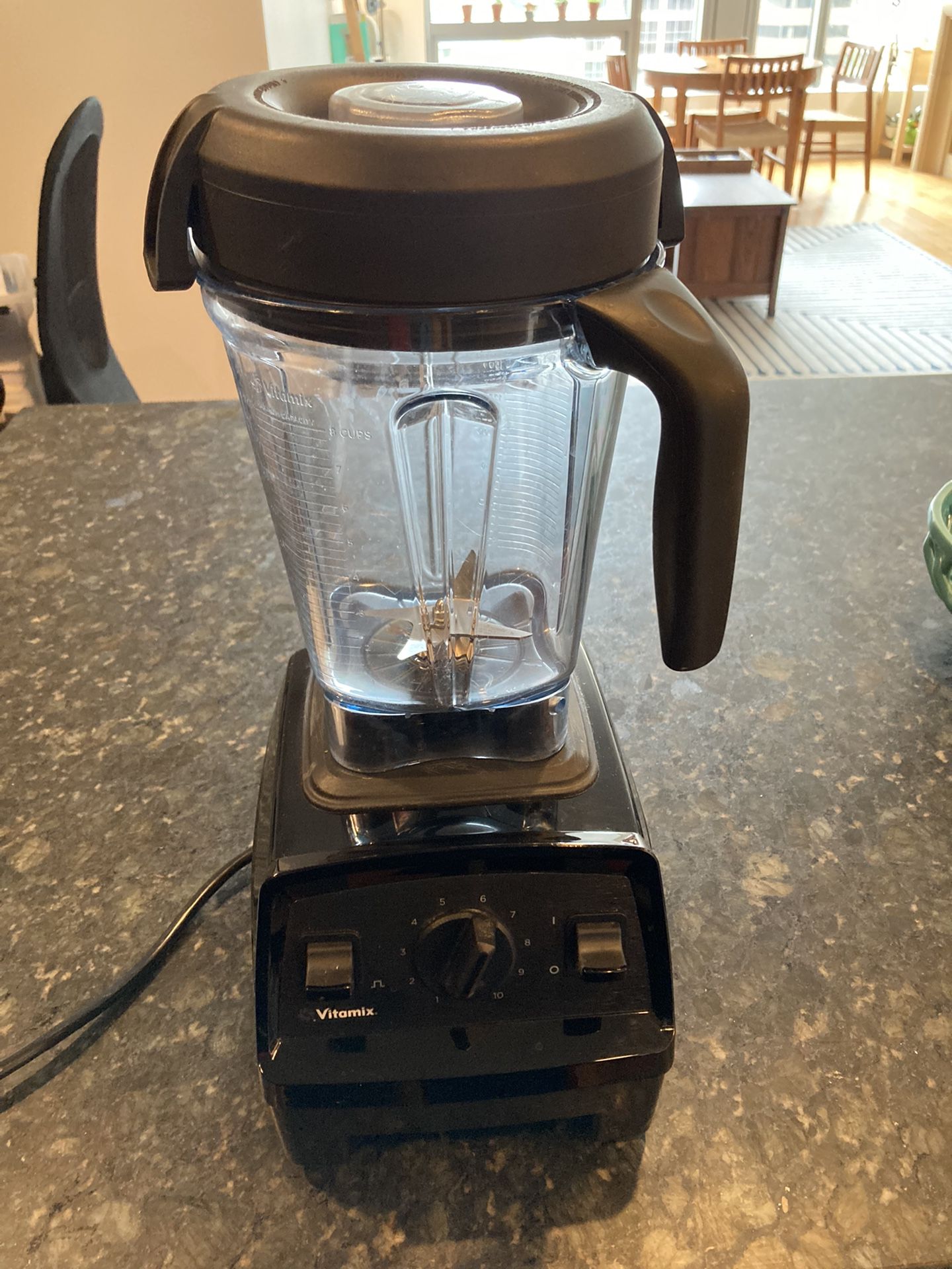 Barely Used - Vitamix E320 Blender for Sale in Bellevue, WA - OfferUp