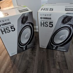 Yamaha HS5  Studio Monitors 
