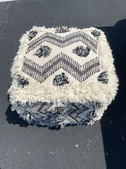 Soft Knit Ottoman 