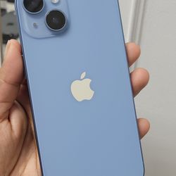 Iphone 14 Unlocked 128GB. Firm Price. Store Pick Up Only.