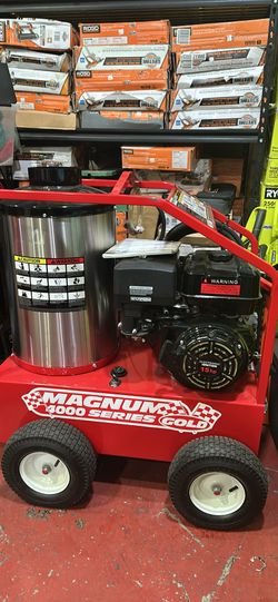 Magnum 4000 series gold hot pressure washer only asking $4000 (financing available )